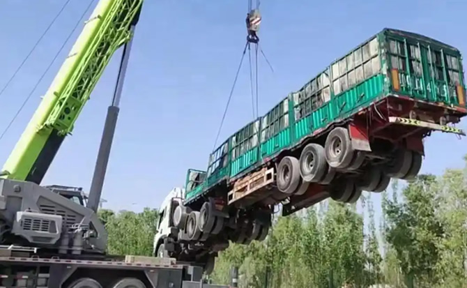 泊头道路脱困救援案例